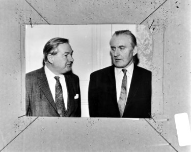(Links) ex-minister Calaghan van Engeland en (rechts) premier Chichester Clark v, Bestanddeelnr 923-7601