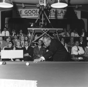 1965 World Three-cushion Championship, Koya Ogata (JPN), Bestanddeelnr 917-7804 photo