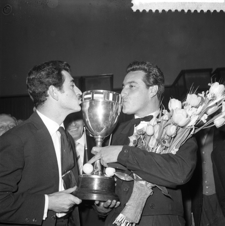 1961 World Three-cushion Championship, Egidio Vieira (POR) left, Adolfo Suarez (PER) right, Bestanddeelnr 912-3931