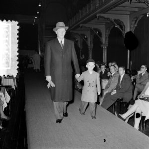 1e Nationale Show van Dames- en Herenmaatkleding Den Haag, Bestanddeelnr 905-3313