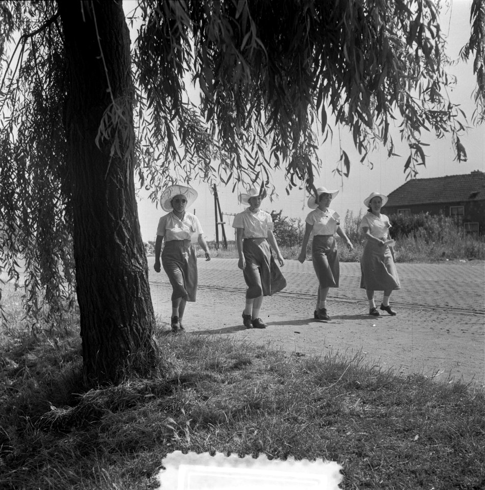 1e Dag Vierdaagse Lenk div. flitsen, Bestanddeelnr 905-2343