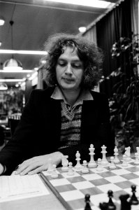 1e Ronde, Jan Timman in actie, Bestanddeelnr 930-5226