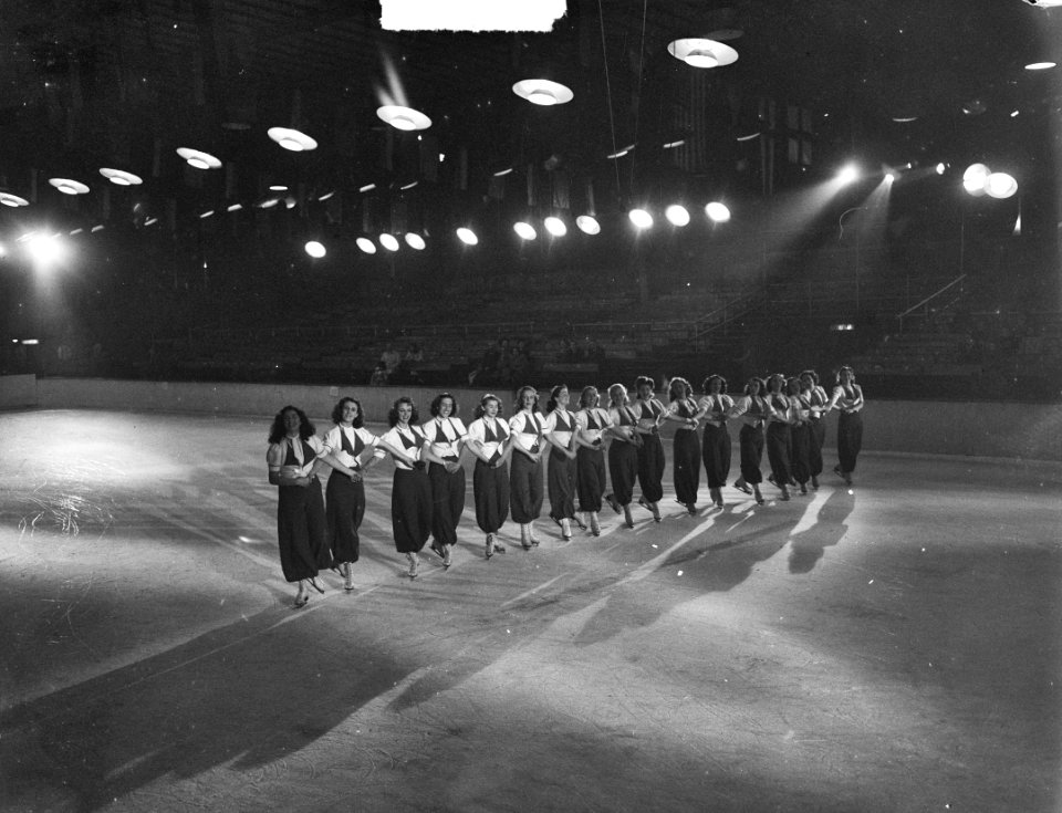 1e Nederlandse IJsrevue Apollohal, Bestanddeelnr 903-0845