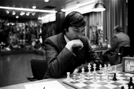 1e Ronde, Anatoli Karpov in aktie, Bestanddeelnr 930-5222