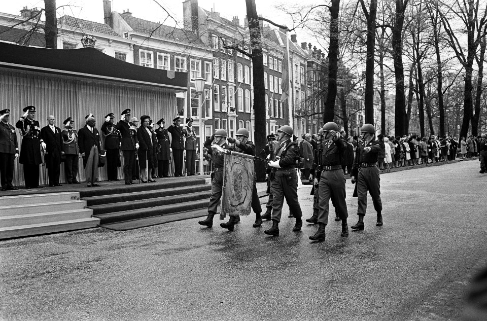 150 jaar Militaire Willems Orde , defile, Bestanddeelnr 917-7090