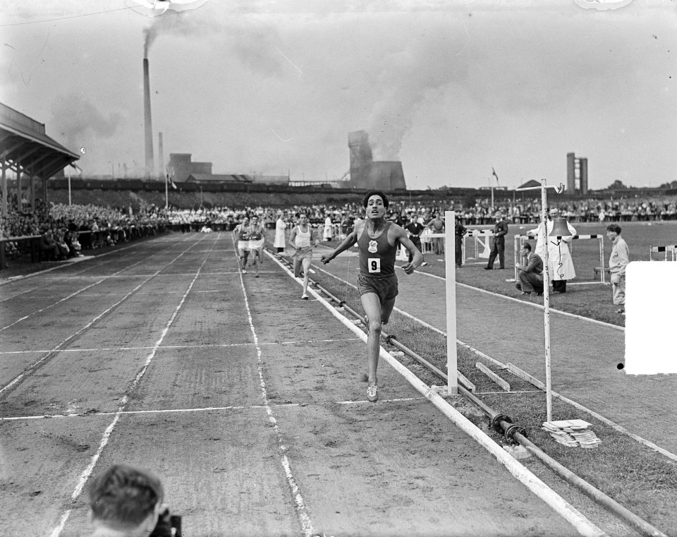 1500 Meter 1 Mabrouch (F) 2 Wim Slijkhuis, Bestanddeelnr 904-0990
