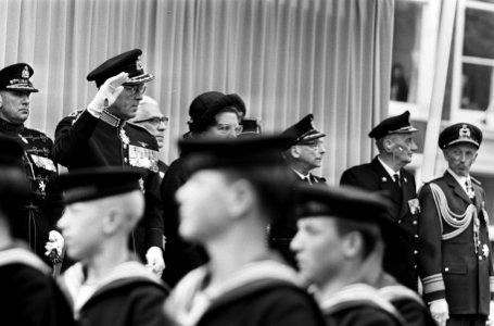 150 jaar Militaire Willems Orde , defile, Bestanddeelnr 917-7094
