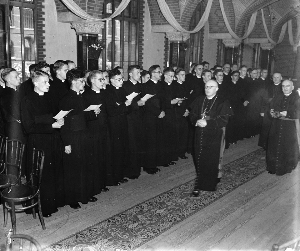 150 jarig bestaan Semenarie te Hoeven, Bestanddeelnr 902-7765