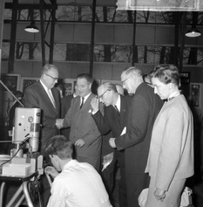 3e Nationale Onderwijstentoonstelling Rotterdam geopend d oor Minister van Onder, Bestanddeelnr 916-3115