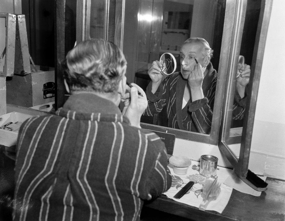 35-jarig toneeljubilea Cees Laseur, Den Haag, Bestanddeelnr 905-9998