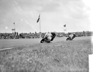 350cc races. Bob Brown, Bestanddeelnr 910-4760