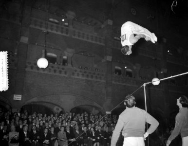 4 landen gymnastiek van Simson te Amsterdam, Bestanddeelnr 910-9669