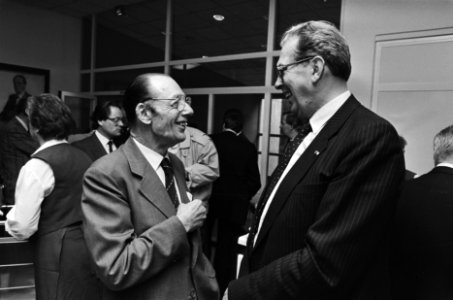 40 jaar Stichting van de Arbeid v.l.n.r. minister De Koning , FNV-voorzitter W, Bestanddeelnr 933-3589