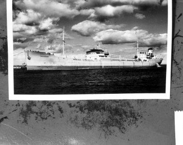 25000 ste Schip in de Rotterdamse haven, de Zweedse tanker Toster, Bestanddeelnr 914-6434