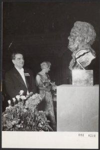 25-jarig jubilieum van Eduard van Beinum als dirigent. In het Concertgebouw werd, Bestanddeelnr 094-0210