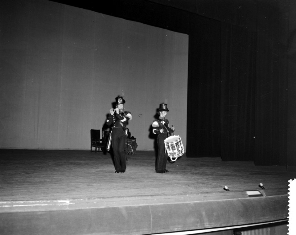 295-jarig bestaan korps mariniers, Bestanddeelnr 911-8342