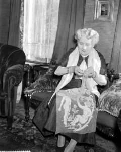 26 maart as wordt Sophie de Vries 85 jaar, Bestanddeelnr 909-3936