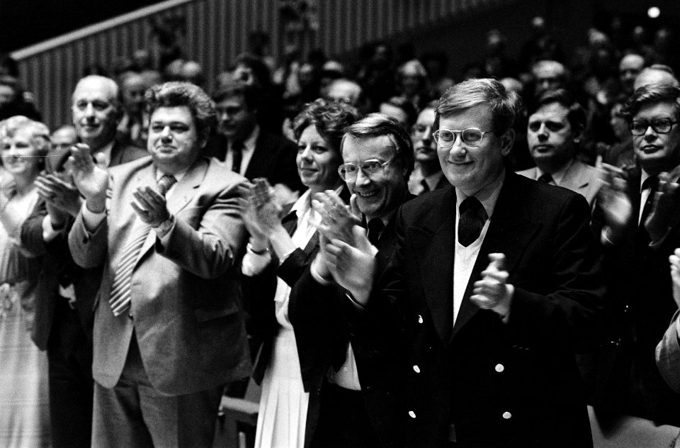 2e dag algemene vergadering VVD in Congresgebouw in Den Haag v.l.n.r. Vonhoff , Bestanddeelnr 931-5040