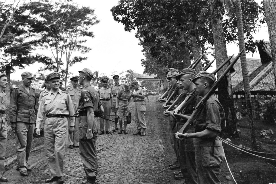 2e Infanterie Brigadegroep Generaal Kruls betreed het Prinses Marijkekamp bij, Bestanddeelnr 4310