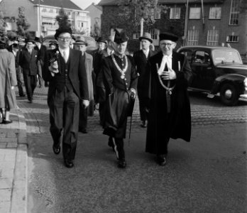 64 ste Lustrum Universiteit Amsterdam tocht door stad, Bestanddeelnr 905-1382