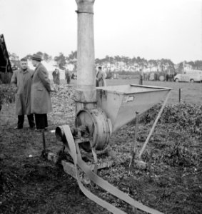 6x6 Rasta hakselventilator, die zeer gevaarlijk is door voortdurende verstopping, Bestanddeelnr 256-0923