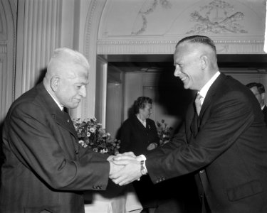 60 Jarig bestaan Koninklijke Nederlandse Korfbal Bond , gevierd in Carlton Hotel, Bestanddeelnr 915-1947 photo