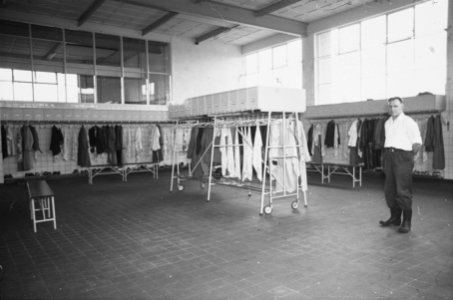 5x5 Garderobe, Bestanddeelnr 256-4919
