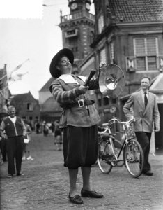 600 jaar Monnickendam, omroepers, Bestanddeelnr 907-2474
