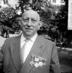 60 jaar Ridder Militaire Willemsorde . Hr. Bos, Bestanddeelnr 912-7842
