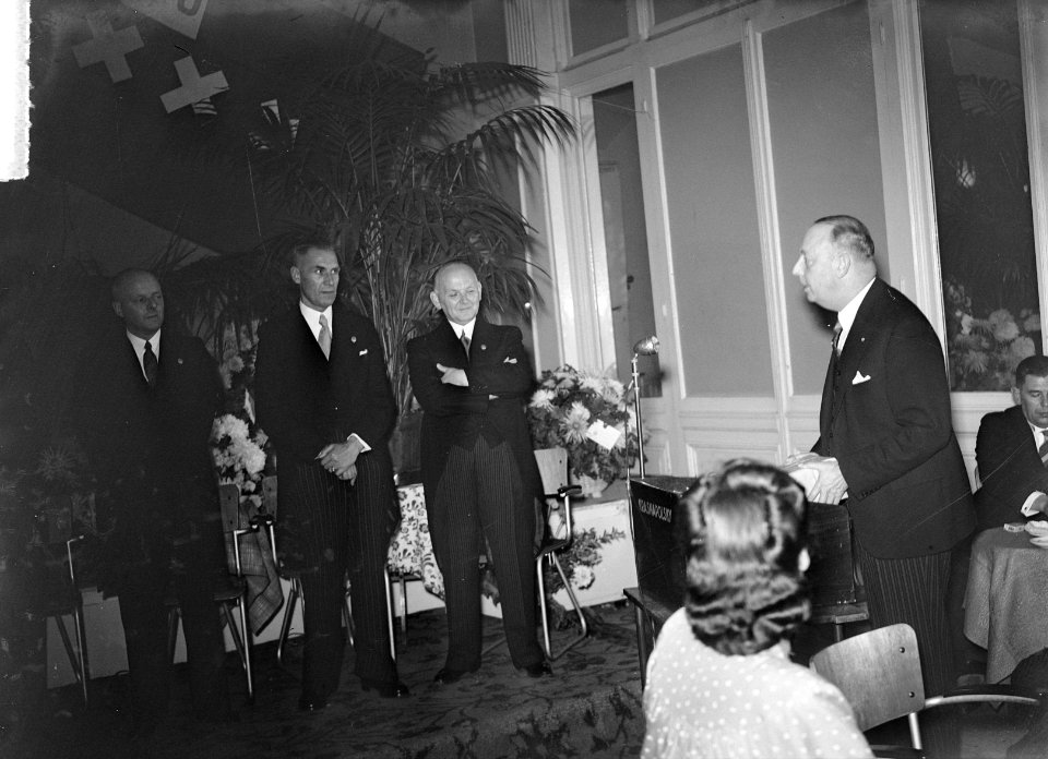 60 Jaar KNZB Kras. Karel Loting spreekt, Bestanddeelnr 903-0054