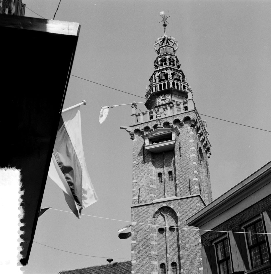 600 jaar Monnickendam, versiering in dorp, o.a. speeltoren, Bestanddeelnr 907-2478