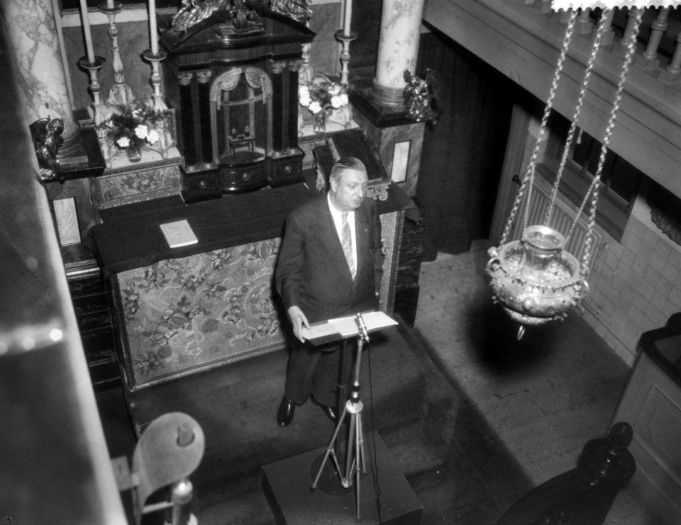 75 jarig bestaan van de Amstelkring te Amsterdam receptie in de Schuilkerk, Bestanddeelnr 910-0808