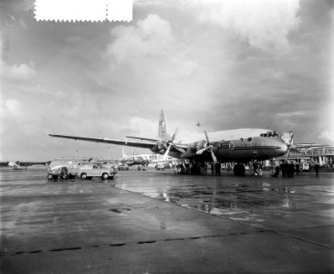 75 ton zware Armagnaz vliegtuig op Schiphol (Sageta), Bestanddeelnr 907-3545