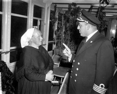 77 jarige nettenboetser in Rotterdam, Bestanddeelnr 912-2002