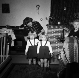 8 november siamese tweeling Folkje en Tjitske de Vries, Bestanddeelnr 934-5710