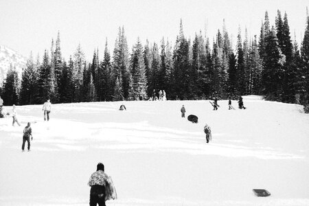 Cold people skating