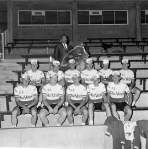 51ste Tour de France 1964, presentie televizierploeg in Palais du Sport in Renn�, Bestanddeelnr 916-5748