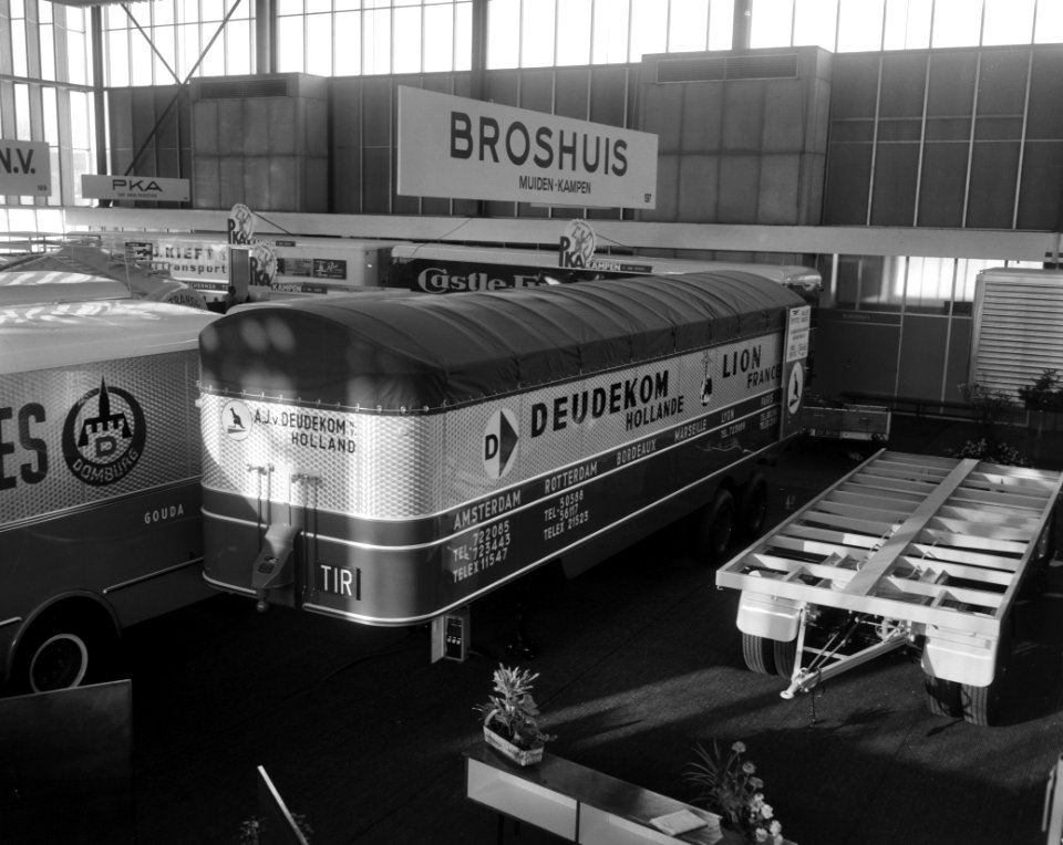47e RAI tentoonstelling van bedrijfsautomobielen, de kangeroe-oplegger van Brosh, Bestanddeelnr 916-0204