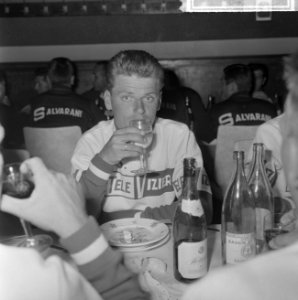 51ste Tour de France 1964, maaltijden Nederlandse ploeg Jo de Haan, Bestanddeelnr 916-5758