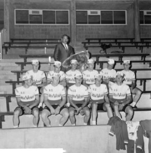 51ste Tour de France 1964, presentie televizierploeg in Palais du Sport in Renn�, Bestanddeelnr 916-5746