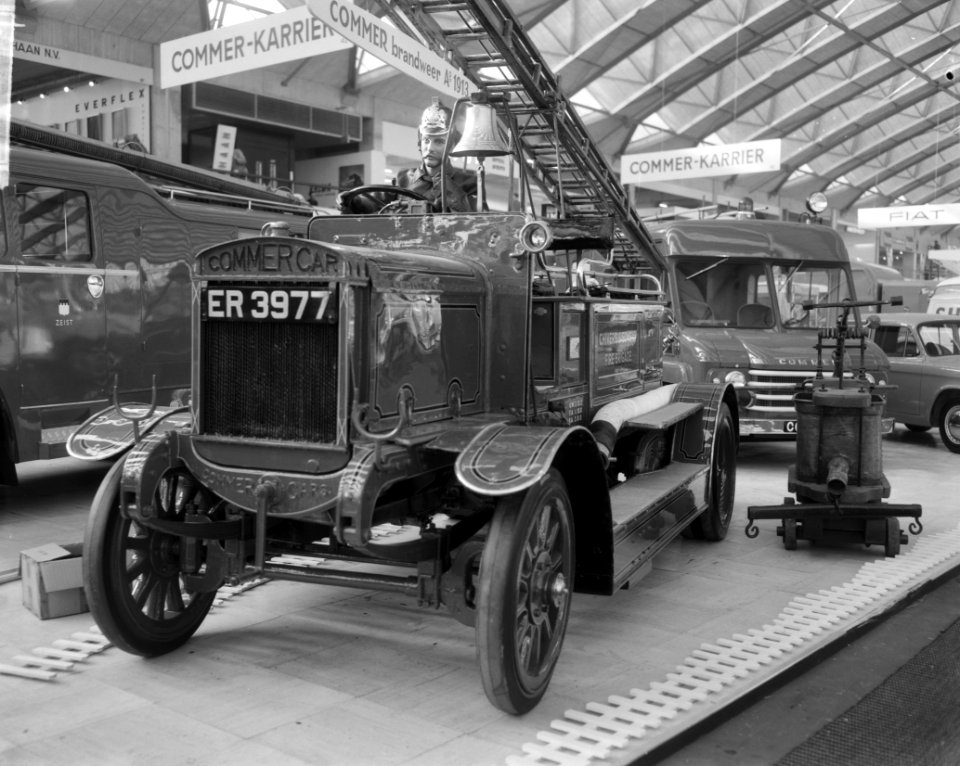 47e RAI tentoonstelling van bedrijfsautomobielen, oude brandweerauto, Bestanddeelnr 916-0207