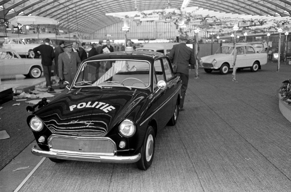 46e Personen automobieltentoonstelling in RAI, de eerste DAF-politiewagen, Bestanddeelnr 914-7913