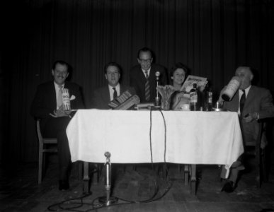 50ste maal Koek en Ei Opname in het Minervapaviljoen v.l.n.r. Joop Doderer, Ko, Bestanddeelnr 910-2483