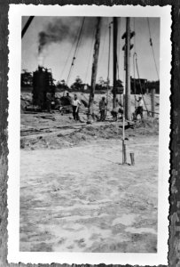 6.5x9 Inspuiten en heien van betondamwand te Markelo, Bestanddeelnr 256-0764