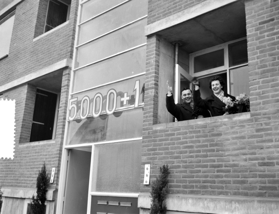 5000ste woning na oorlog te Leeuwarden gereed gekomen, Bestanddeelnr 910-8444