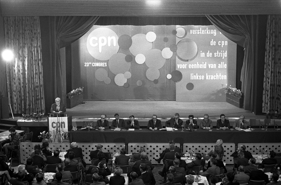 23e Congres van Communistische Partij Nederland in Adam Nummers 34.35 Overzicht, Bestanddeelnr 923-2293