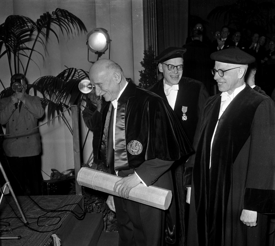 25 jaar Bestaan Tilburgs Katholieke Ecoomische Hogeschool. Robert Schuman ere-do, Bestanddeelnr 905-4495