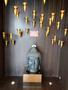 Buddha statue vadapalani forum mall chennai