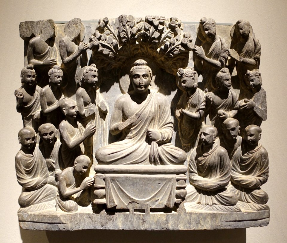 Buddha's Sermon, Gandhara, 2nd-3rd century AD, schist - Ethnological Museum, Berlin - DSC01650