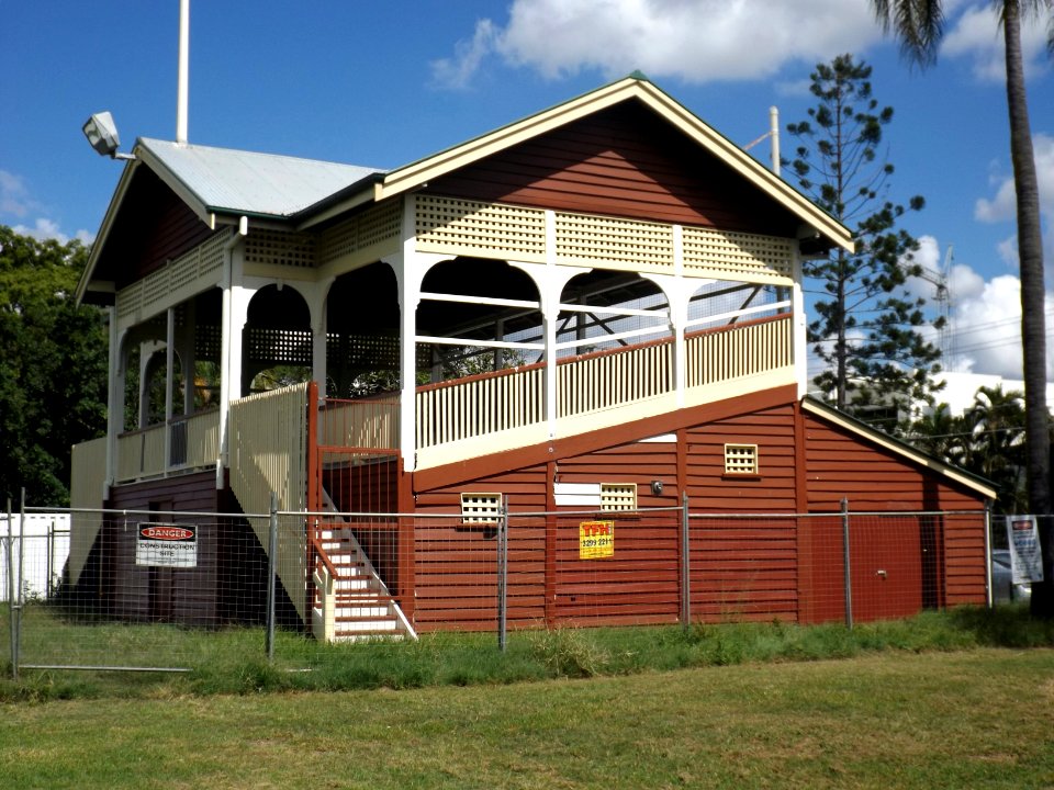 Bulimba Memorial Park grandstand